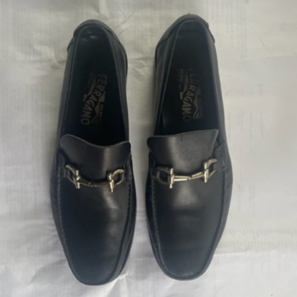 Authentic, Salvatore Ferragamo Mens moccasin shoes, size 8
